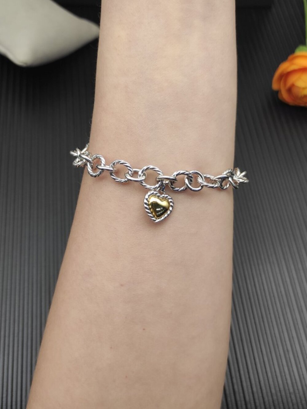 💯💯💯David Yurman Heart-Shaped Button Bracelet - Picture 5 of 5